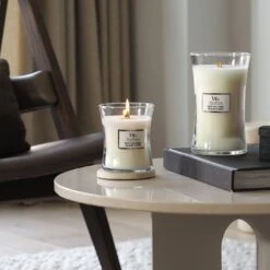 Woodwick Large Jar Candle - White Tea & Jasmine