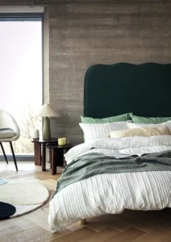 Habitat Recycled Throw - Green - 125x150cm -Cooking and dining Shop 1406775 R Z007C