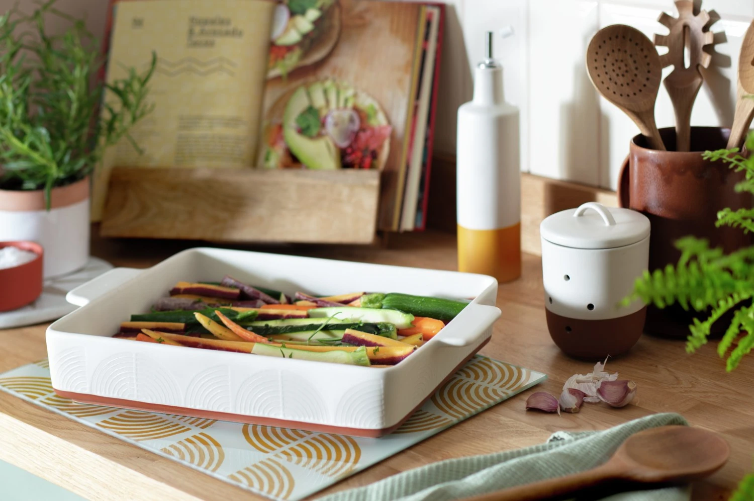 Habitat Global Large Stoneware Roaster 2 Habitat Global Large Stoneware Roaster - Image 2