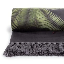 Habitat Graphic Palm Printed Throw - Black - 125X150cm -Cooking and dining Shop 2067869 R Z002A