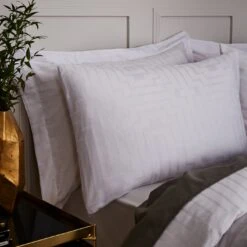 Bianca Cotton 180 TC Geometric White Bedding Set - Double 7 Bianca Cotton 180 TC Geometric White Bedding Set - Double -Cooking and dining Shop 3080412 R Z003A