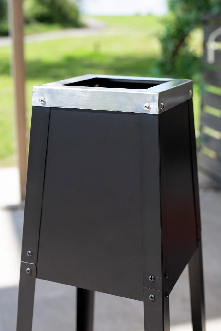 La Hacienda Contemporary Silver Top Chimenea 3 La Hacienda Contemporary Silver Top Chimenea - Image 3