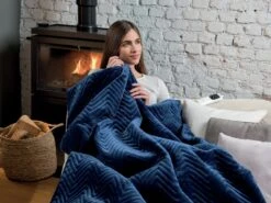 Dreamland Deluxe Velvet Royal Blue Heated Throw - Large -Cooking and dining Shop 3340901 R Z003A