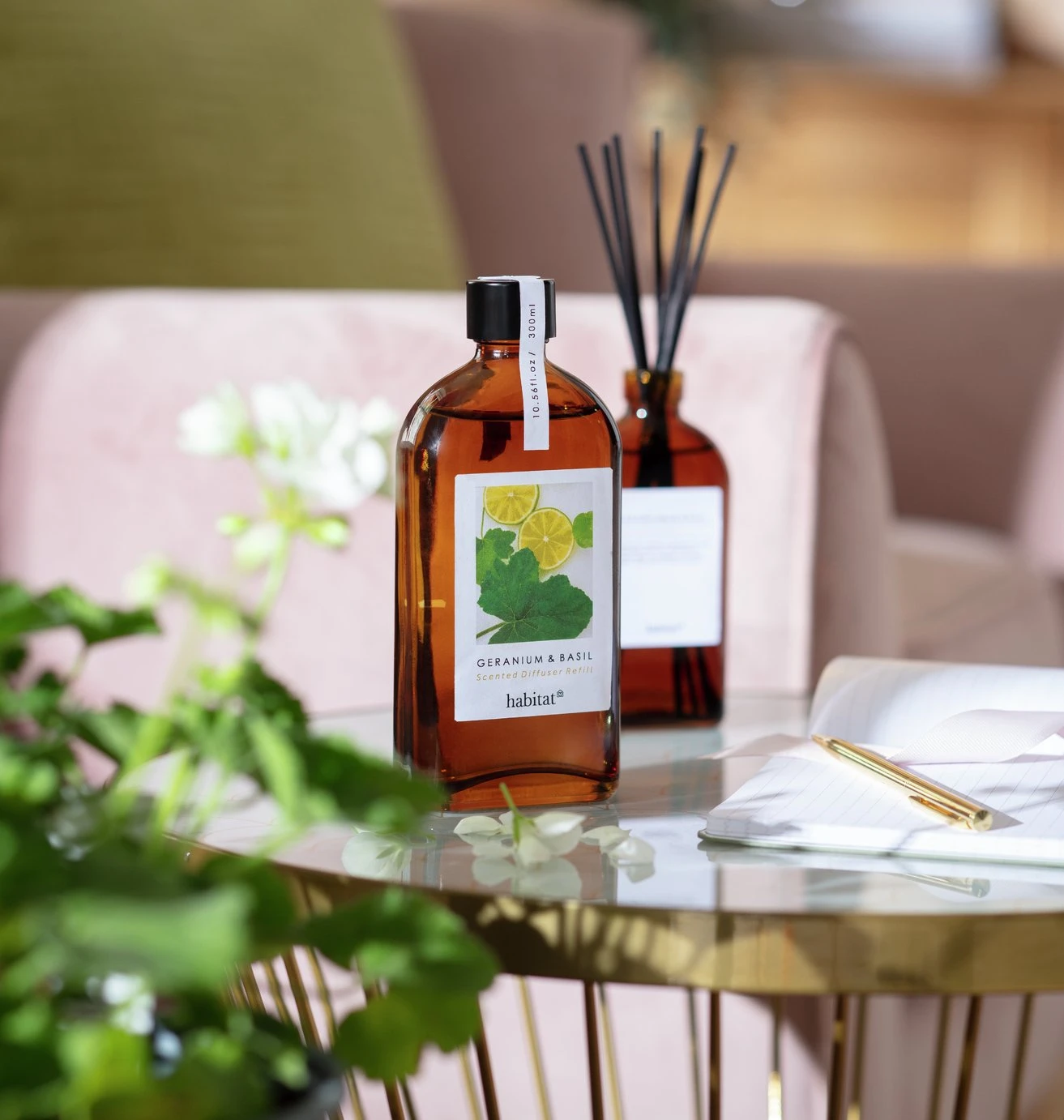 Habitat 300ml Diffuser Refill - Geranium & Basil 2 Habitat 300ml Diffuser Refill - Geranium & Basil - Image 2