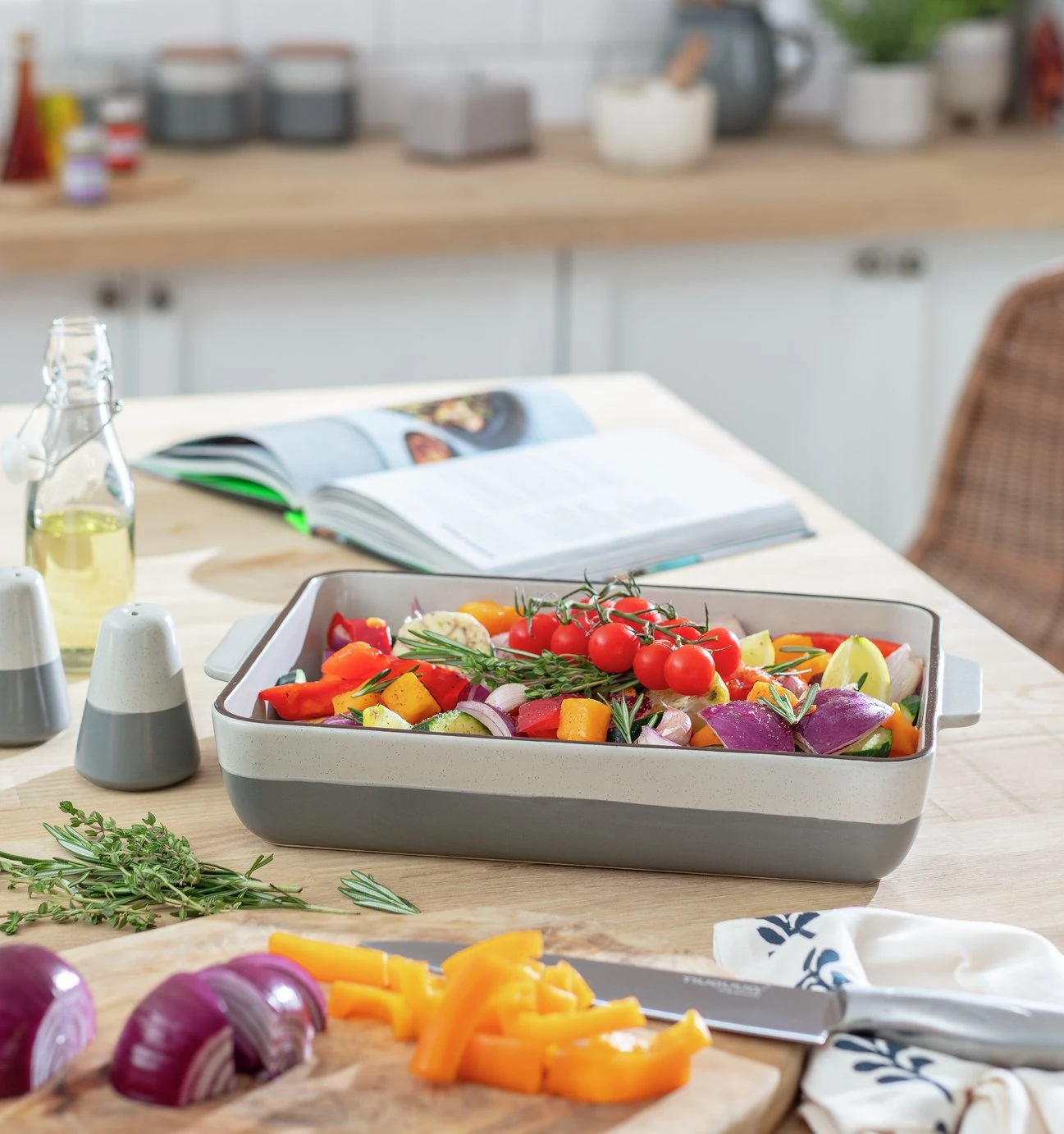 Habitat Speckle 36cm Large Ceramic Roasting Tin 2 Habitat Speckle 36cm Large Ceramic Roasting Tin - Image 2