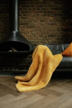 Dreamland Deluxe Velvet Mustard Heated Throw - Large -Cooking and dining Shop 4844994 R Z013A