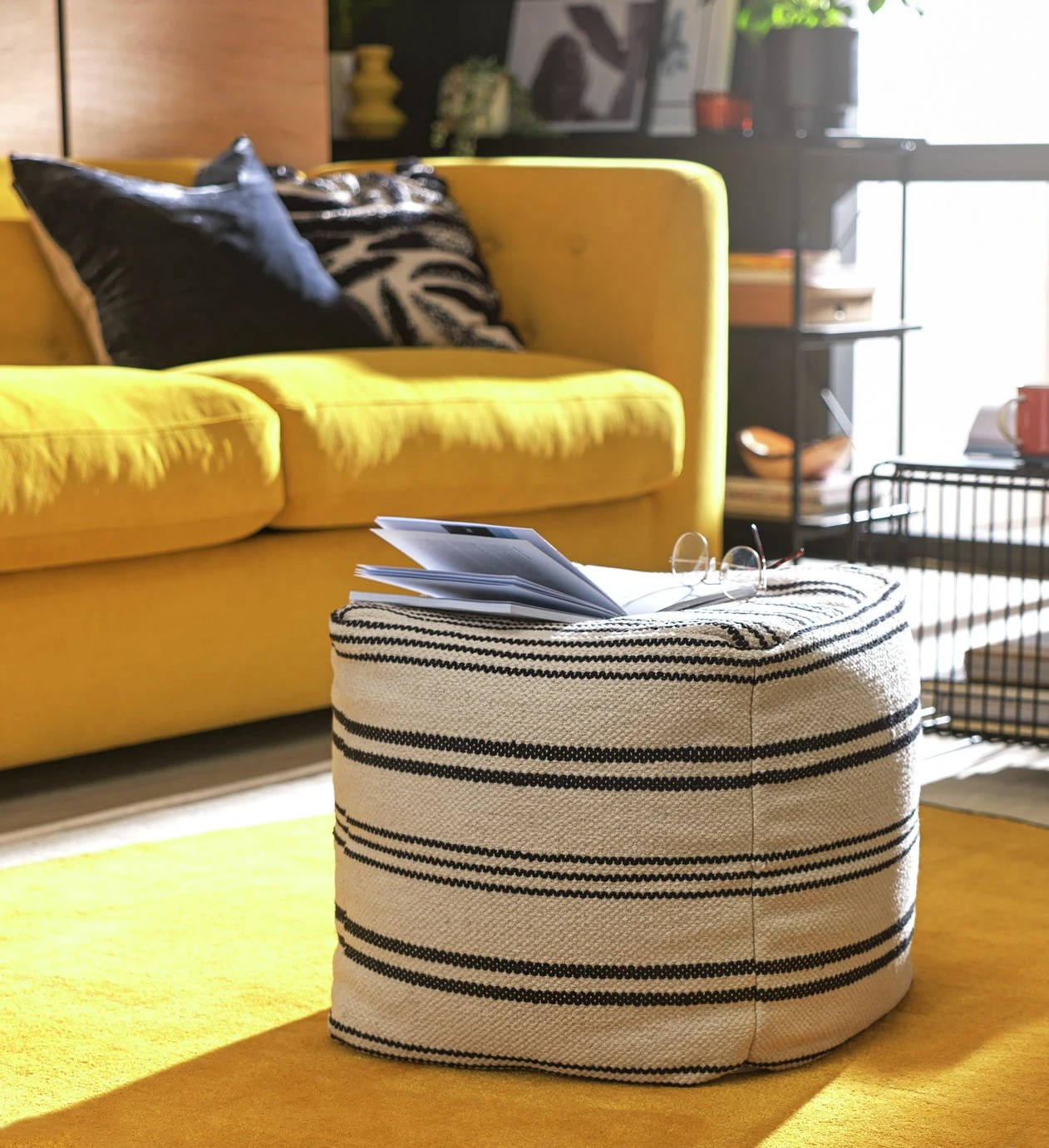 Kaikoo Layne Wool Pouffe - Black & White 2 Kaikoo Layne Wool Pouffe - Black & White - Image 2