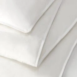 Habitat Duck Feather 10.5 Tog Duvet - Single 8 Habitat Duck Feather 10.5 Tog Duvet - Single -Cooking and dining Shop 7543429 R Z003C