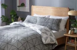 Habitat Stockholm Diamond Dash Grey Bedding Set - Single -Cooking and dining Shop 8671022 R Z005A