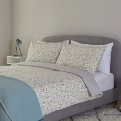 Habitat Cotton Angelica Dots Multicolour Bedding Set -Single 14 Habitat Cotton Angelica Dots Multicolour Bedding Set -Single -Cooking and dining Shop 8892179 R Z005A