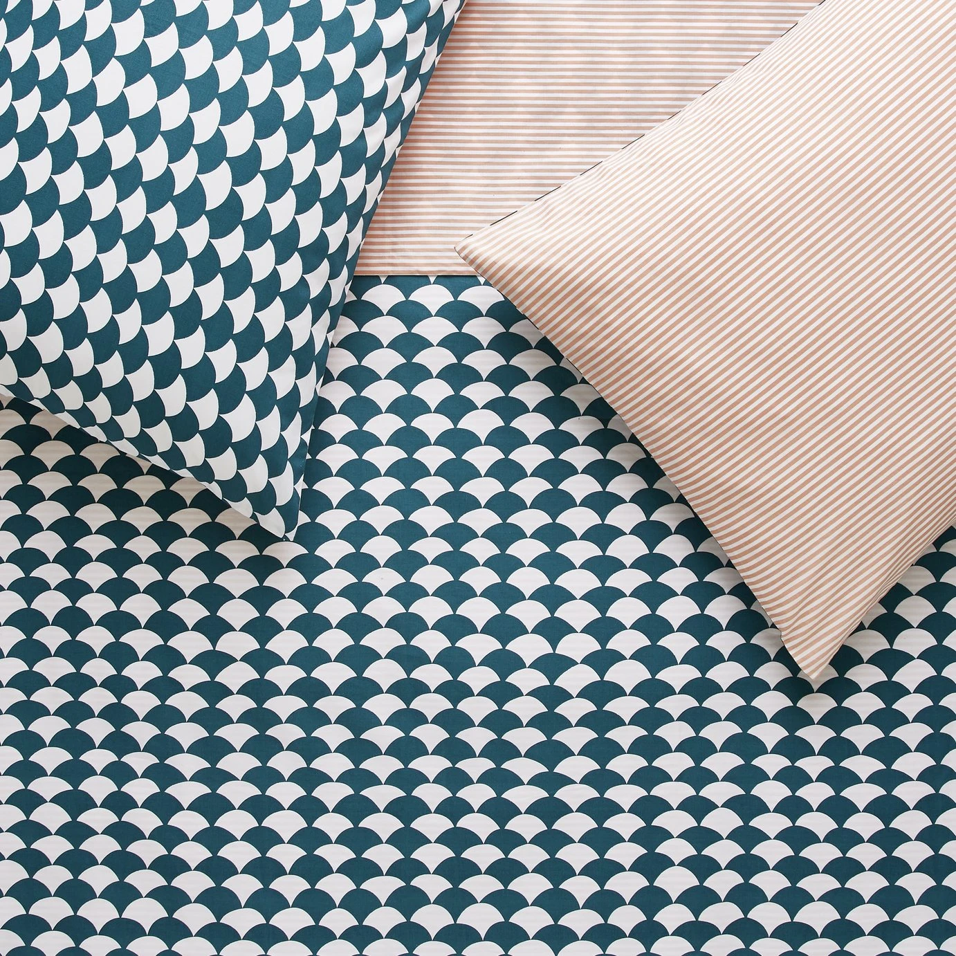 Habitat Cotton Scallop Teal Reversible Bedding Set - Double 8 Habitat Cotton Scallop Teal Reversible Bedding Set - Double - Image 8