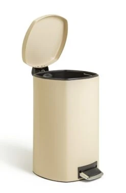 Habitat 50 Litre Pedal Bin - Cream -Cooking and dining Shop 9210963 R Z002A