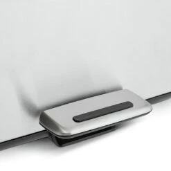 Habitat 30 Litre Modern Rectangular Bin - Silver 8 Habitat 30 Litre Modern Rectangular Bin - Silver -Cooking and dining Shop 9212693 R Z003A