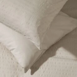 Habitat Seersucker Plain Taupe Bedding Set - Single -Cooking and dining Shop 9519956 R Z003A