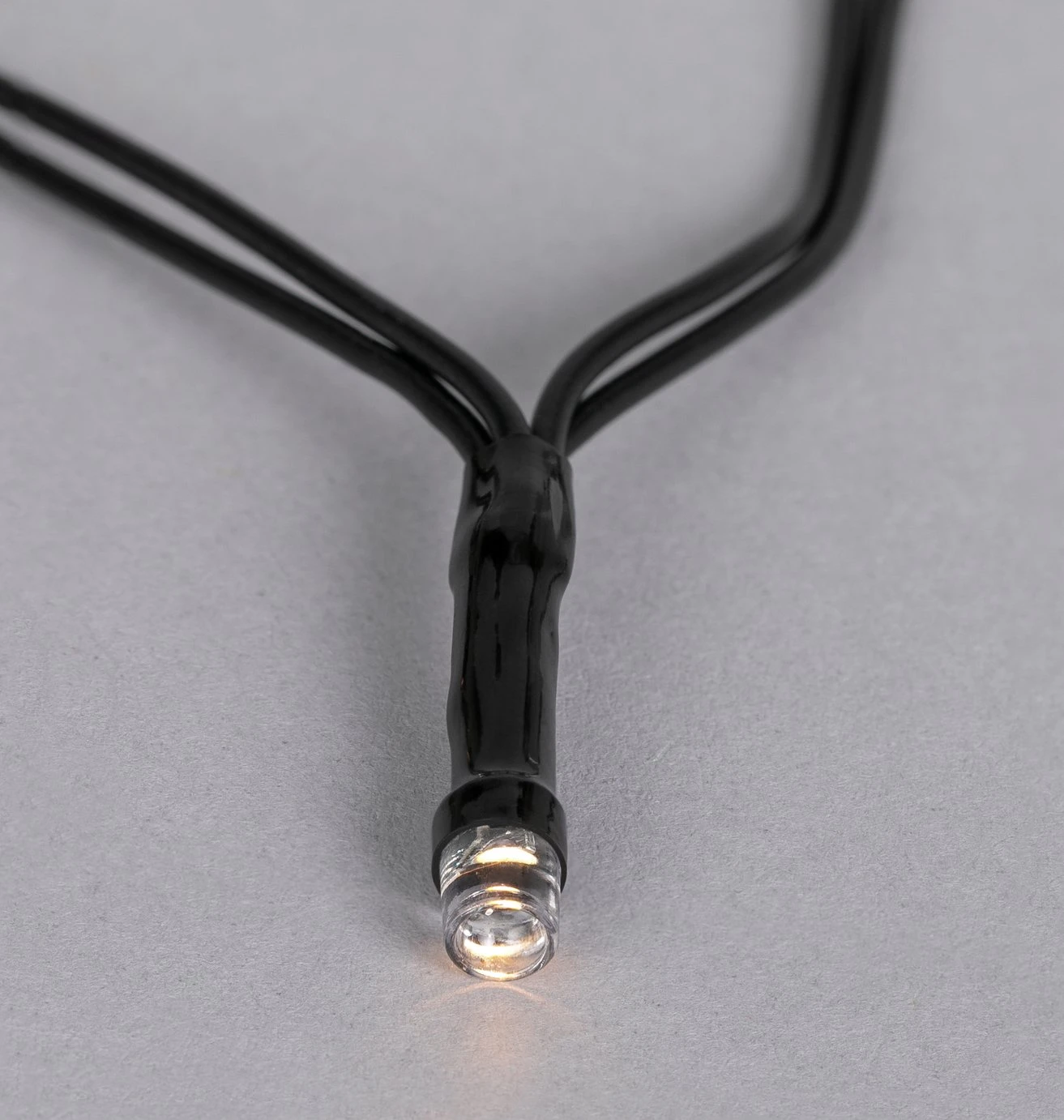 Habitat Warm White Solar LED Net Lights 2 Habitat Warm White Solar LED Net Lights - Image 2