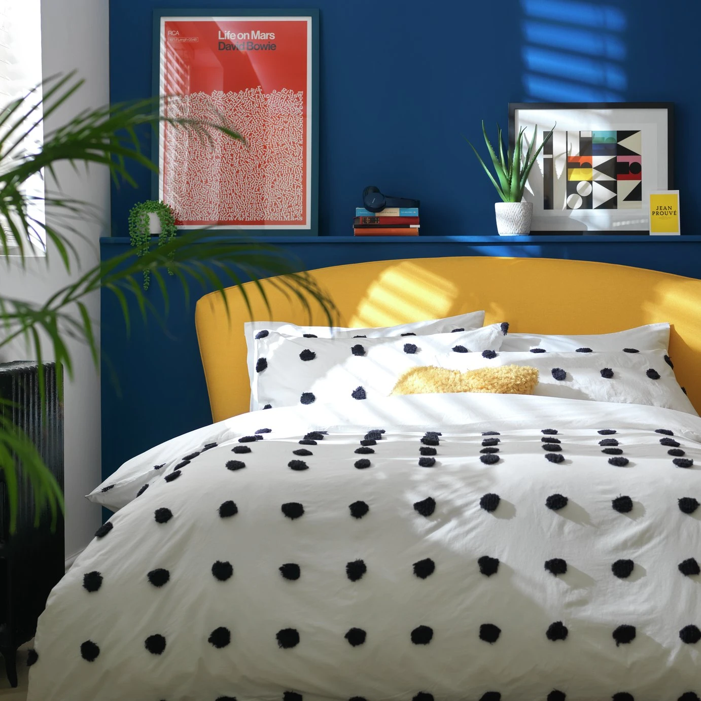 Habitat Cotton Tufted Spot White & Black Bedding Set -Single 1 Habitat Cotton Tufted Spot White & Black Bedding Set -Single