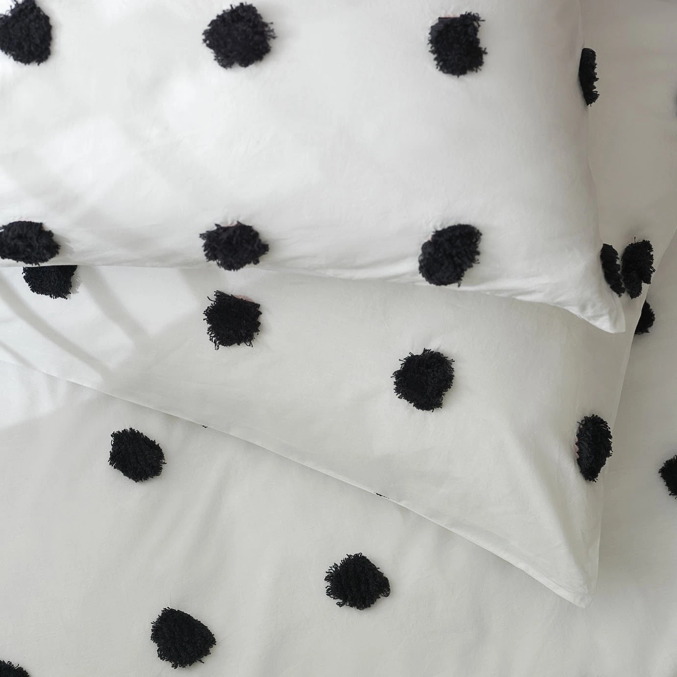 Habitat Cotton Tufted Spot White & Black Bedding Set -Single 4 Habitat Cotton Tufted Spot White & Black Bedding Set -Single - Image 4