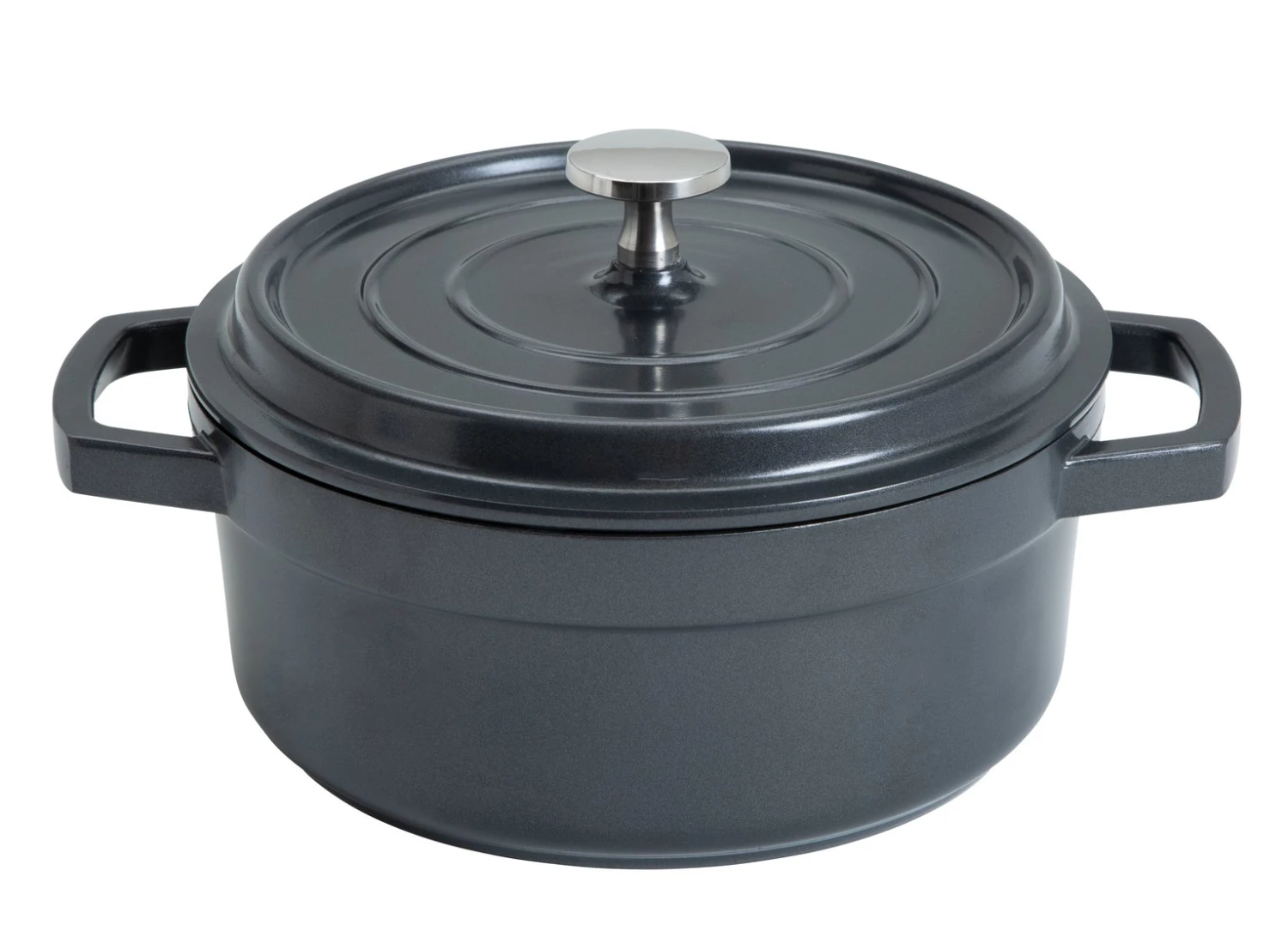Habitat 2.4 Litre Aluminium Casserole Dish - Black 1 Habitat 2.4 Litre Aluminium Casserole Dish - Black