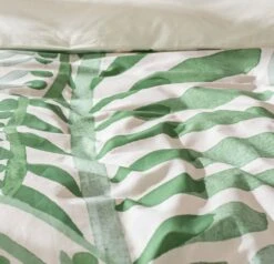 Habitat Cotton 180TC Maxi Leaf Green Bedding Set - Double -Cooking and dining Shop 9576119 R Z005A
