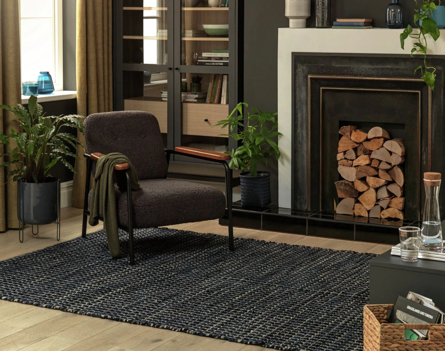 Habitat Leonardo Flatweave Wool Rug - Navy Blue - 170x240cm 2 Habitat Leonardo Flatweave Wool Rug - Navy Blue - 170x240cm - Image 2